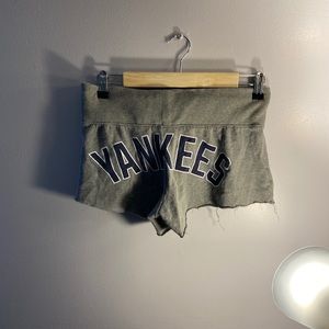 VS PINK Yankees shorts size small hardly worn